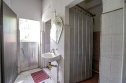 Sims Avenue (D14), Shop House #458226491